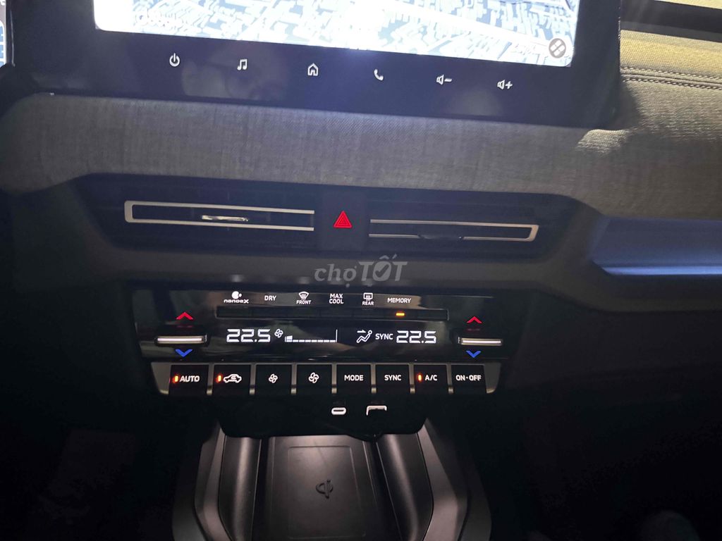 Xforce Ultimate , màu đen, like new, 4111 km. Mua bán Ô tô tại Quận 8 Tp Hồ Chí Minh được đăng bởi Minh Dominic hình 5