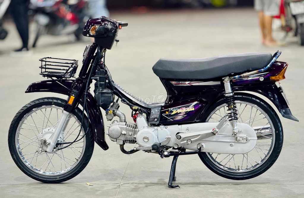 Honda Super Dream Tím. Mua bán Xe máy tại Quận Bình Tân Tp Hồ Chí Minh được đăng bởi Cửa Hàng Xe Máy TP66 hình 6