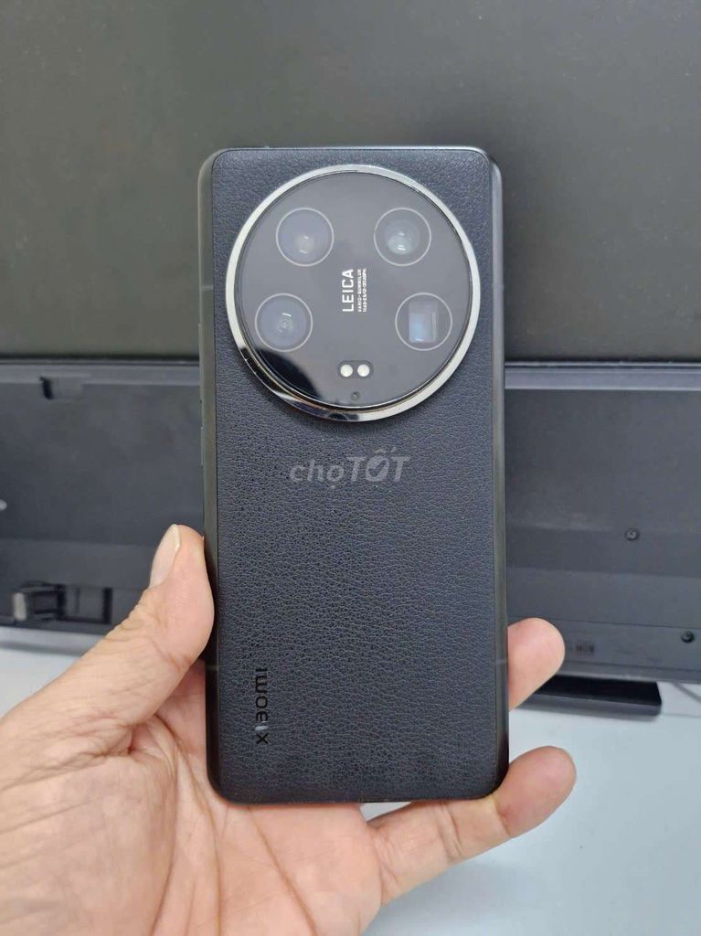 Xiaomi 14 Ultra (12/256GB) Quốc tế siêu hiếm. Mua bán Điện thoại tại Quận Ninh Kiều Cần Thơ được đăng bởi QYN hình 1