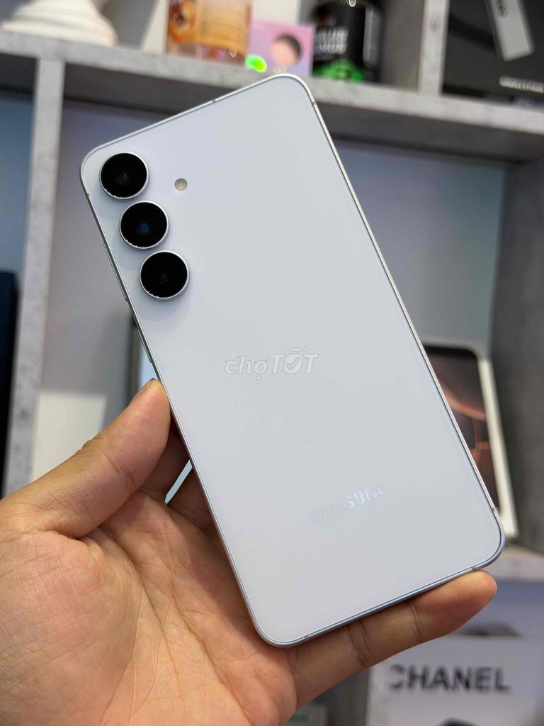 Samsung S25 FE 256Gb Trắng 2 sim 99%. Mua bán Điện thoại tại Quận 3 Tp Hồ Chí Minh được đăng bởi Trịnh Quang Linh hình 1