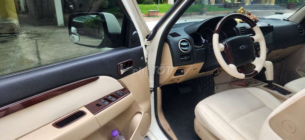 Ford Everest 2013 автомат, белый, дизель