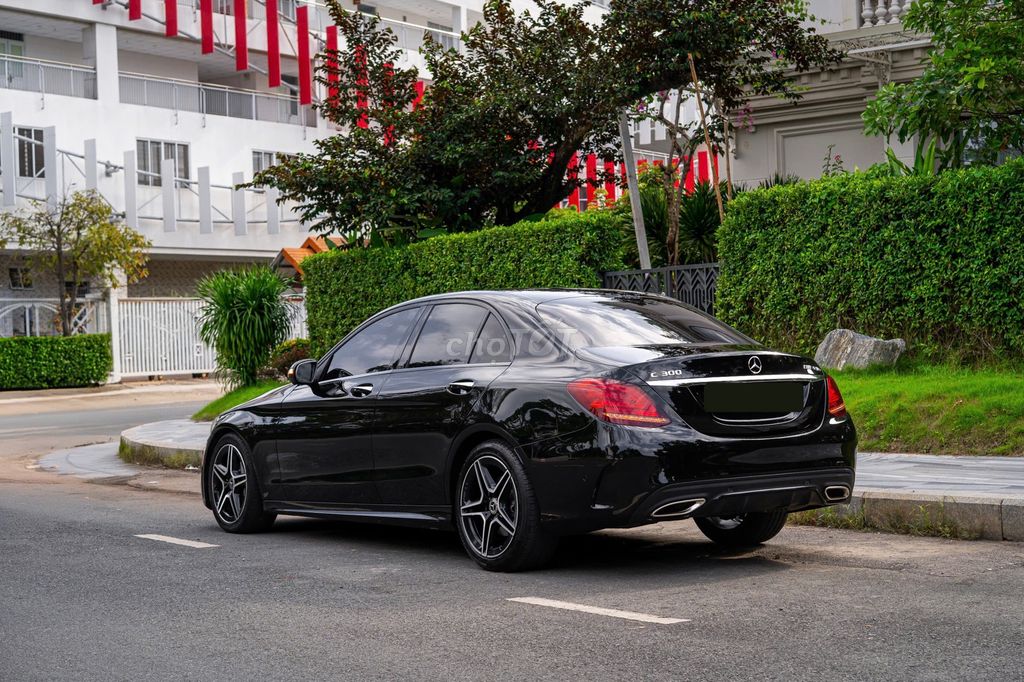 Thì Đây Là Mer C300 AMG 2019 - Xe chuẩn 100%. Mua bán Ô tô tại Quận 7 Tp Hồ Chí Minh được đăng bởi Bảo Duy Ô Tô hình 9