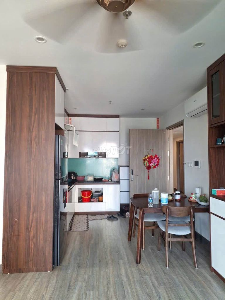 Bán căn hộ 2PN VinHomes Ocean Park view hồ