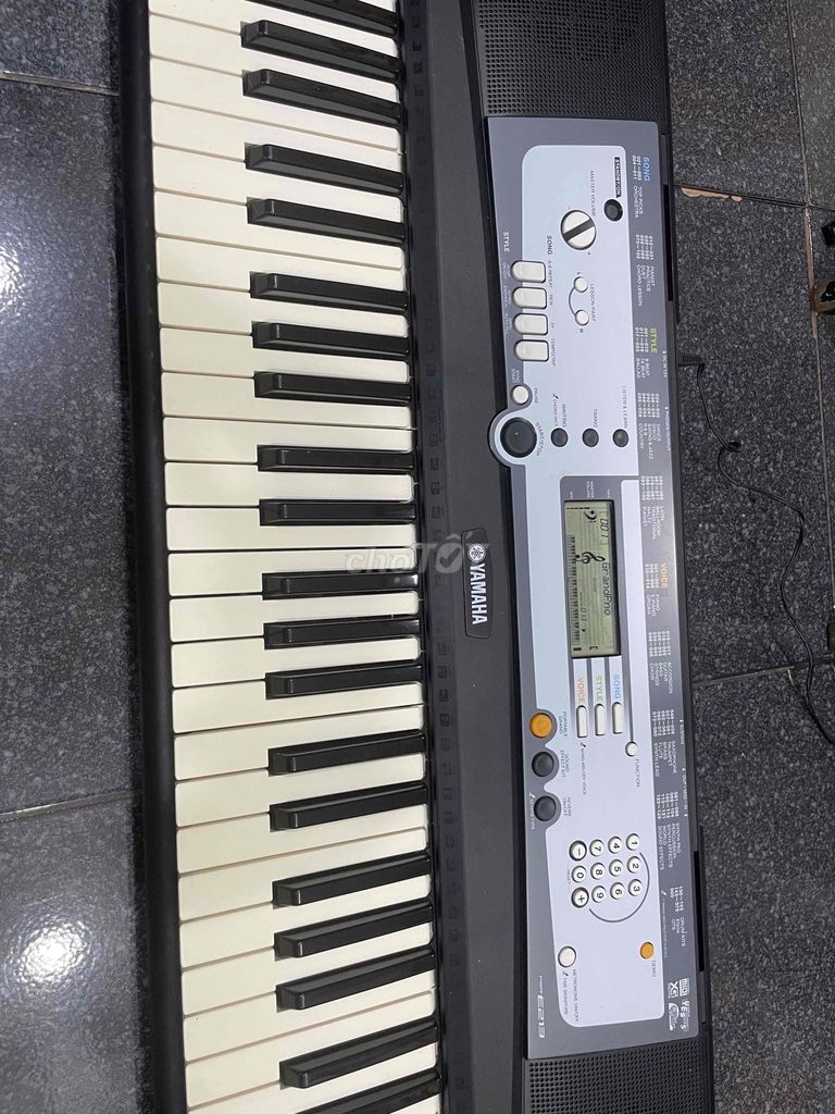 Organ yamaha E213 Mới 99%