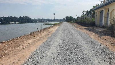 Siêu phẩm sông sài gòn 40 tỷ. Mua bán đất tại Huyện Củ Chi Tp Hồ Chí Minh được đăng bởi Nhà Đất Oanh Oanh Bình Mỹ Củ Chi