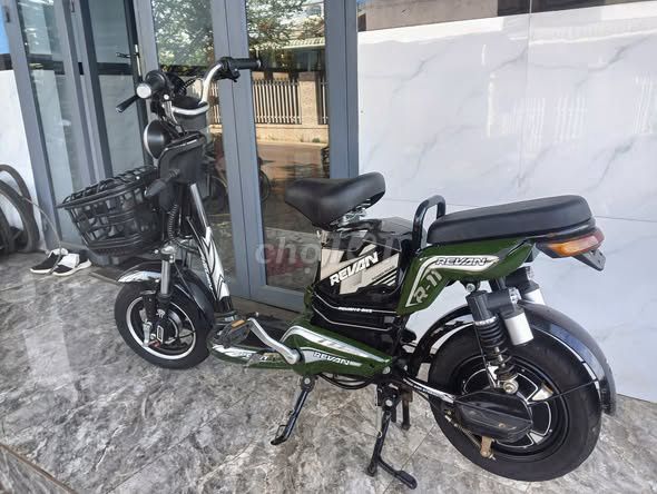 Xe đạp điện REVAN R12 động cơ mạnh mẽ. Mua bán Xe điện tại Huyện Châu Đức Bà Rịa - Vũng Tàu được đăng bởi ngô vỹ hình 3