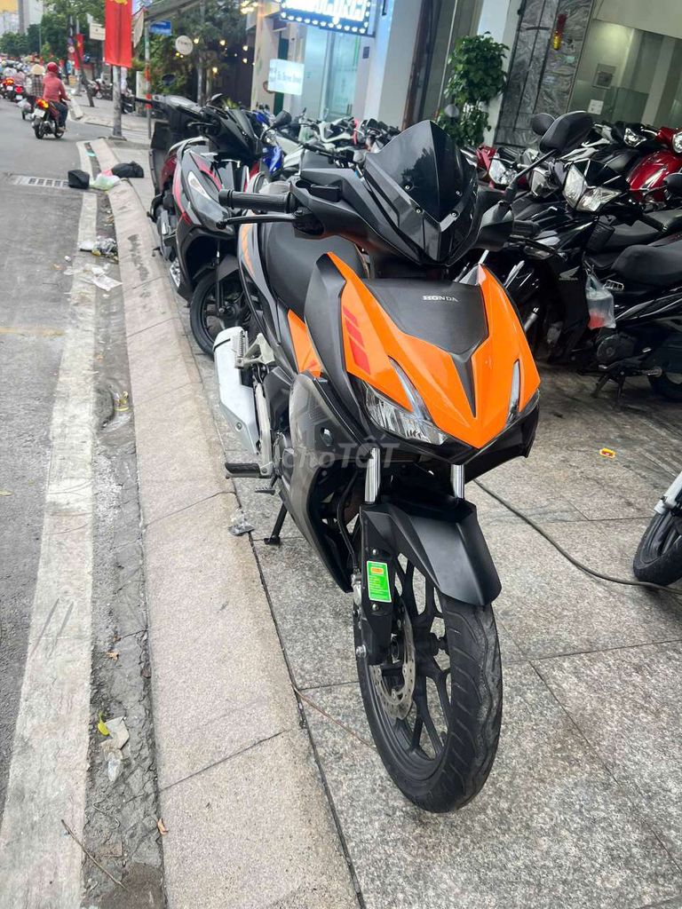 Honda winner x v2 2020 mới 90% Bstp chính chủ. Mua bán Xe máy tại Quận Tân Phú Tp Hồ Chí Minh được đăng bởi Tuanduy hình 1