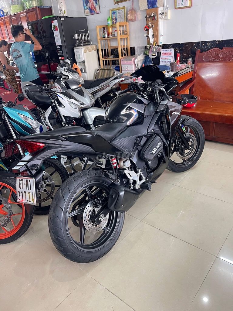 CBR 150R nhập Thái ( sip toàn quốc). Mua bán Xe máy tại Thành phố Thủ Đức Tp Hồ Chí Minh được đăng bởi Hoàng gia moto hình 2
