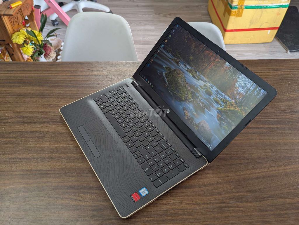 LAPTOP HP 15 i7-7500U/8GB/240GB/Card đồ hoạ 2GB. Mua bán Laptop tại Thành phố Thuận An Bình Dương được đăng bởi LAPTOP VŨ PMV  hình 1
