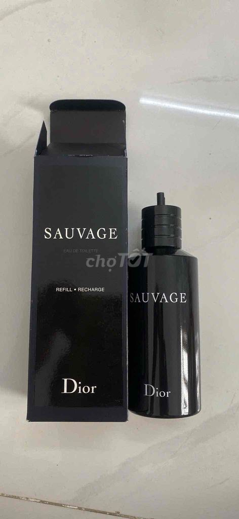 refill nước hoa dior sau còn 270ml chính hãng .