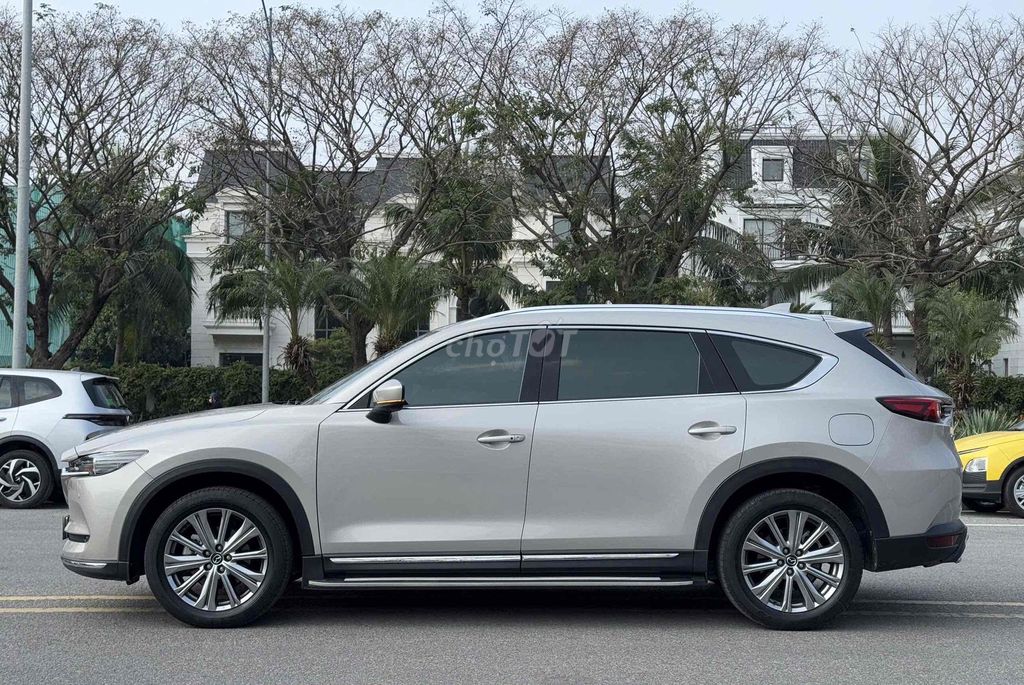 Mazda CX8 2023 2.5L Premium 2WD 21000 km. Mua bán Ô tô tại Quận Long Biên Hà Nội được đăng bởi Trang Gala hình 6
