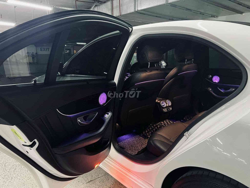 ĐỔI XE CẦN BÁN C300 AMG. Mua bán Ô tô tại Quận Gò Vấp Tp Hồ Chí Minh được đăng bởi Nguyễn Tuấn hình 17