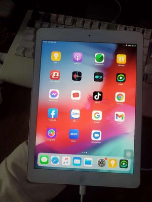 Ipad Air 32GB có sim 4G full chức năng. Mua bán Máy tính bảng tại Quận Liên Chiểu Đà Nẵng được đăng bởi Trung Trần