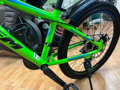 cần thanh lí gấp 01 xe đạp trẻ e. Mua bán Xe đạp tại Quận Ba Đình Hà Nội được đăng bởi Nguyễn Quang Hưng