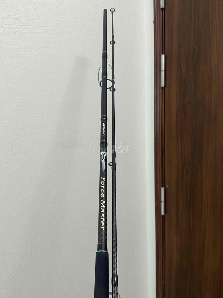 Cần câu Ashino Force Master Carbon 3m15 Đen