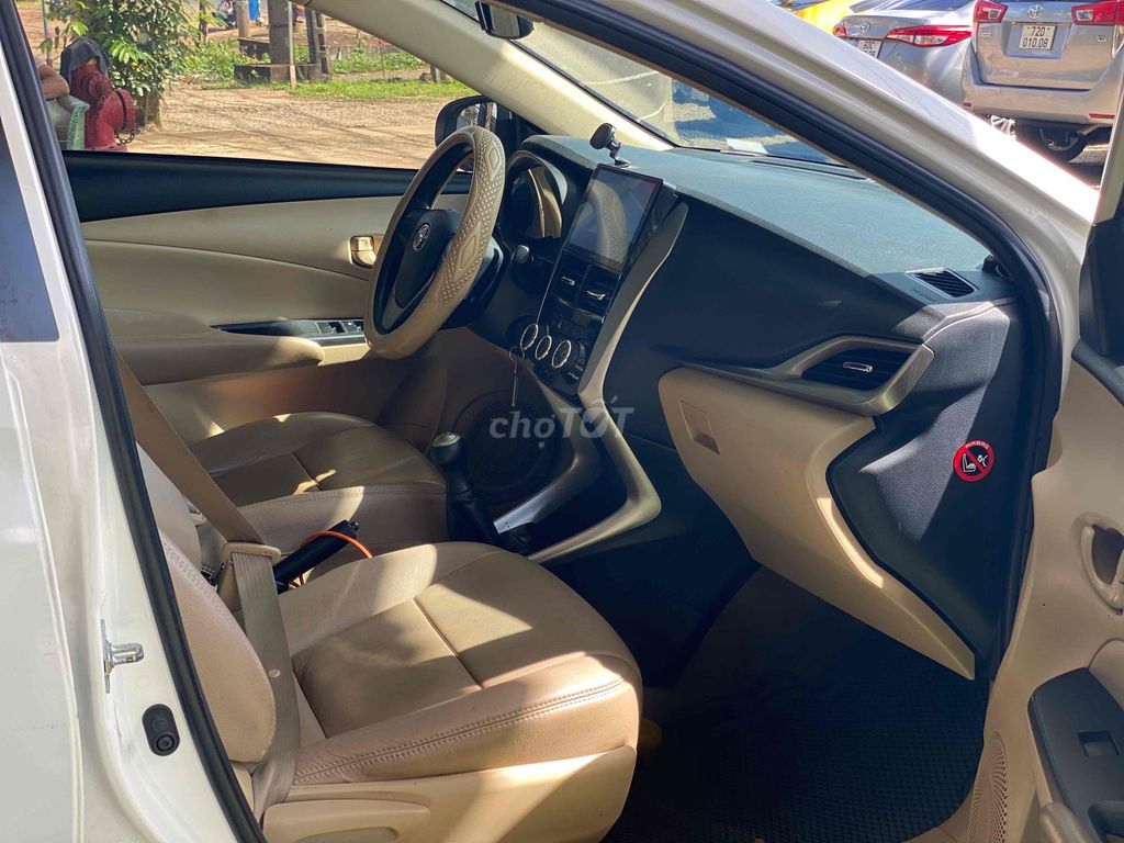 Toyota Vios 2018 E số sàn Trắng. Mua bán Ô tô tại Thành phố Long Khánh Đồng Nai được đăng bởi Mr hiếu hình 16