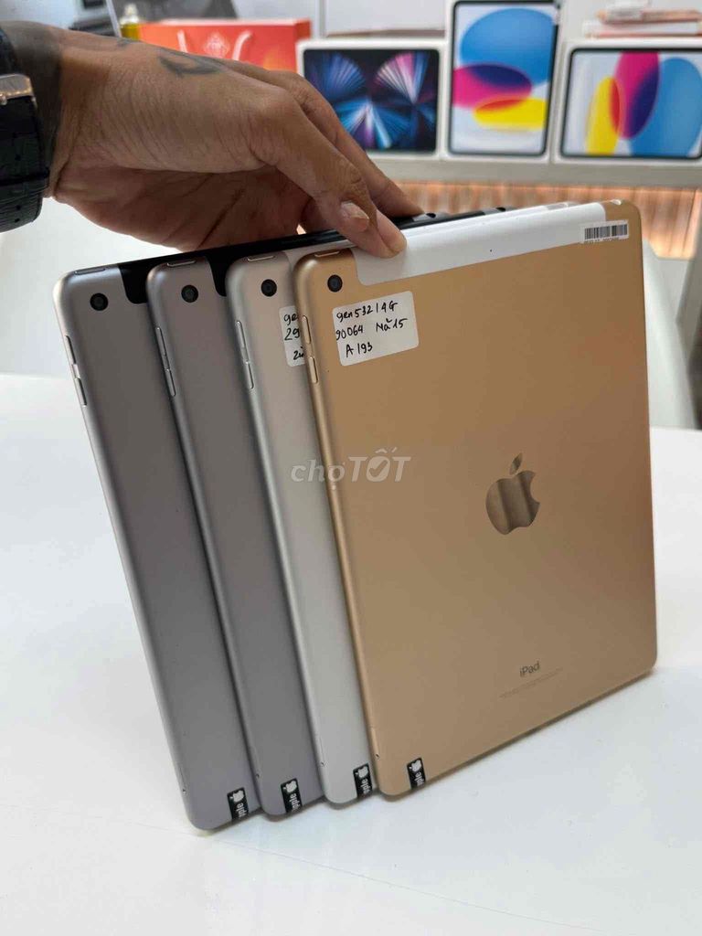 iPad Gen 5 4G 32GB - Màn hình lớn, giá tốt. Mua bán Máy tính bảng tại Thành phố Huế Thừa Thiên Huế được đăng bởi Tân iStore 22 Ngô Gia Tự hình 1