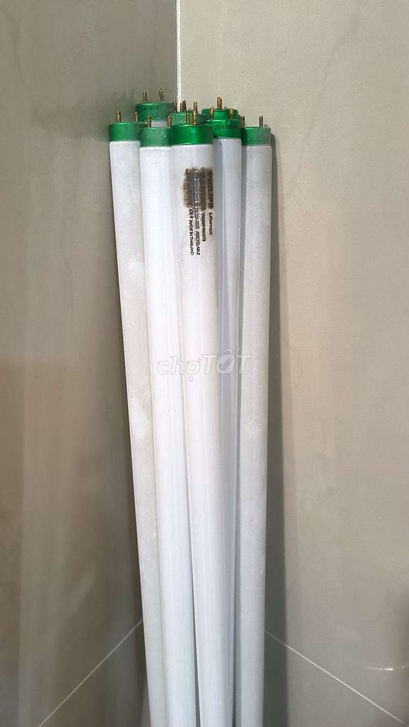 Mán và bóng đèn huỳnh quang Philips Trắng 1m2. Mua bán Đèn tại Quận Sơn Trà Đà Nẵng được đăng bởi Van Chin Phan hình 1