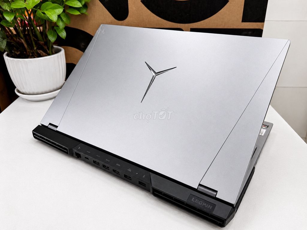 Lenovo Legion 5 Pro i9-12900HX 16GB/512GB RTX 3060. Mua bán Laptop tại Quận Thanh Khê Đà Nẵng được đăng bởi Laptop Chính Nguyễn, Rẻ Nhất, Uy Tín Nhất hình 1