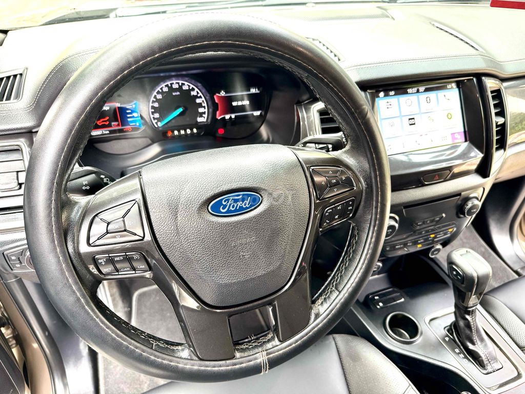 Ford Everest 1/2020 Titanium 4x2 AT - 122000 km. Mua bán Ô tô tại Quận Bình Tân Tp Hồ Chí Minh được đăng bởi A Đại hình 17