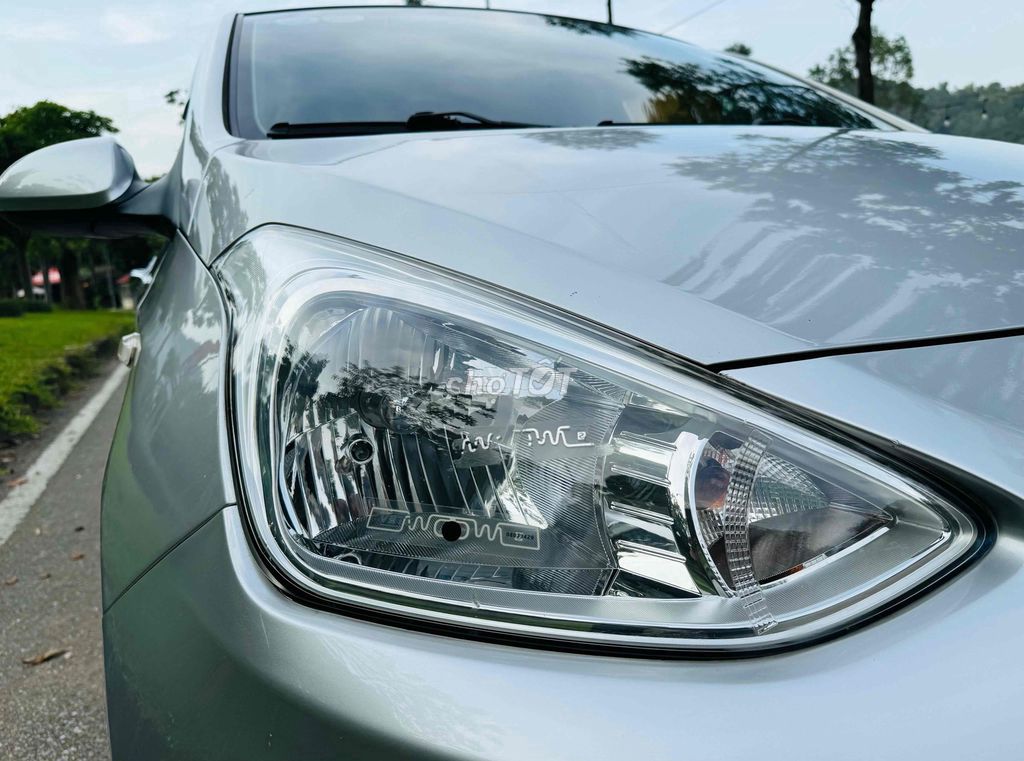 Hyundai Grand i10 bản sedan, số sàn, máy 1.2-2015. Mua bán Ô tô tại Huyện Bàu Bàng Bình Dương được đăng bởi Cần bán xe ôtô hình 4