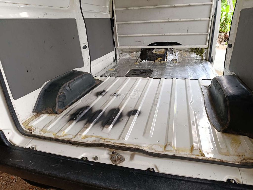 Xe tải van Suzuki Carry Trắng. Mua bán Xe tải, xe ben tại Thị xã Phú Mỹ Bà Rịa - Vũng Tàu được đăng bởi Pets  hình 4