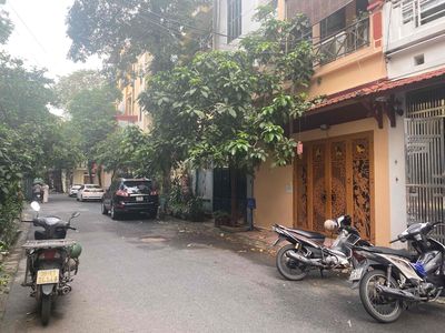 Townhouse 55 m² · 5 bed · Đường Khuất Duy Tiến