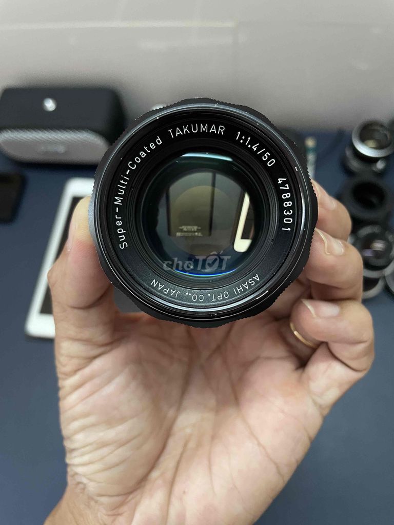 LENS TAKUMAR 50mm f1.4 - SHIP COD. Mua bán Máy ảnh, Máy quay tại Huyện Kế Sách Sóc Trăng được đăng bởi Giang Alpha hình 1