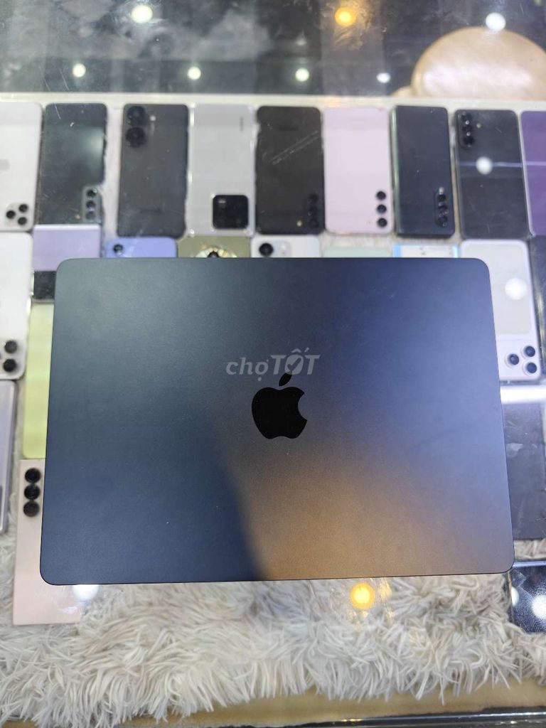 Apple Macbook Air M3 8GB/256GB Like New 99%. Mua bán Laptop tại Thành phố Vĩnh Long Vĩnh Long được đăng bởi Nguyễn Anh Tuấn  hình 1