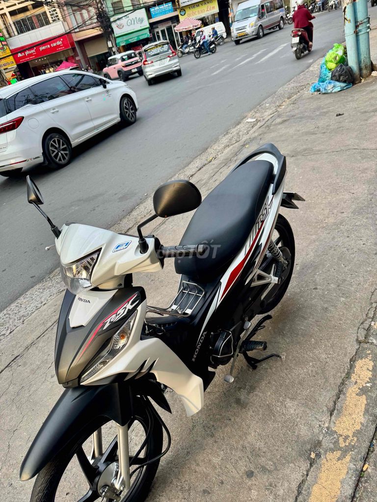 🔴🔴 Wave RSX Fi trắng đen đký T12/2020 chính chủ. Mua bán Xe máy tại Thành phố Biên Hòa Đồng Nai được đăng bởi XE MÁY CŨ THÀNH MỸ  hình 3