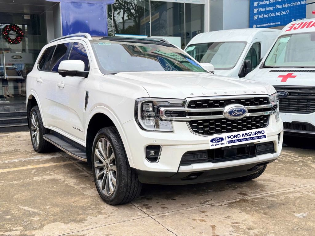 Ford Everest 2024 Platinum Trắng 26000 km. Mua bán Ô tô tại Quận 3 Tp Hồ Chí Minh được đăng bởi Duy Vỹ hình 2