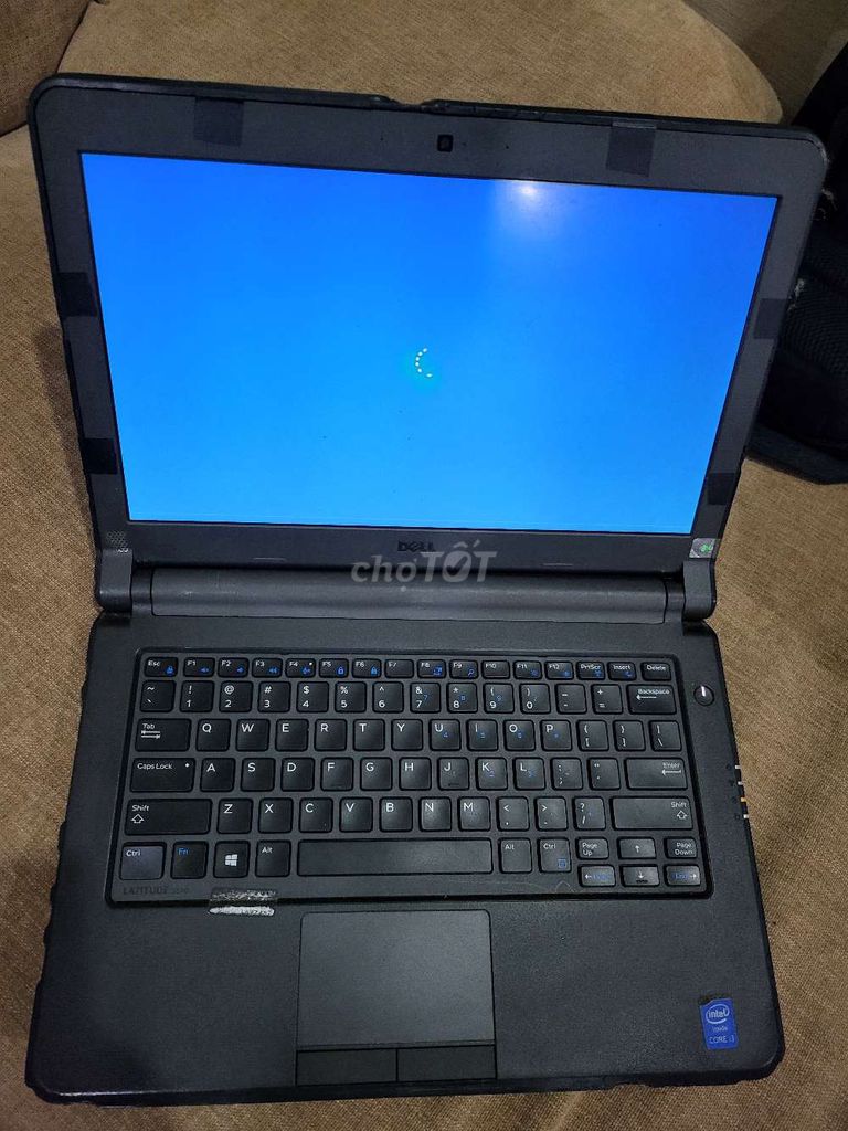 Dell Latitude 5340 i3 4GB 128GB SSD