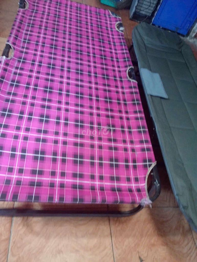 Giường xếp Vải Hồng 1.2m x 2m mát mẻ mới 250k. Mua bán Giường, chăn ga gối nệm tại Quận Tân Bình Tp Hồ Chí Minh được đăng bởi Nhanh hình 1