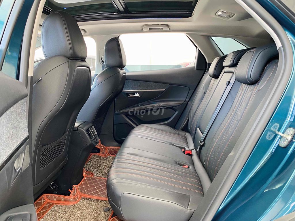 Peugeot 3008 2024 Premium - 9300 km. Mua bán Ô tô tại Thành phố Thủ Đức Tp Hồ Chí Minh được đăng bởi Quốc Nhẫn hình 6