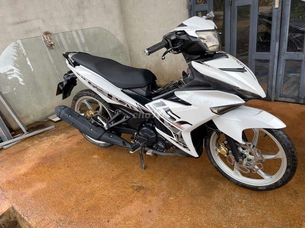 cần đổi xe lên bán xe giấy tờ đầy đủ máy móc êm. Mua bán Xe máy tại Huyện Lâm Hà Lâm Đồng được đăng bởi dũng hình 4