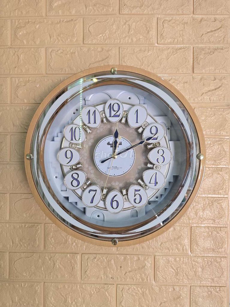 Đồng hồ treo tường Small World Gỗ Nâu 40cm. Mua bán Nội thất, đồ gia dụng khác tại Thị xã Tân Châu An Giang được đăng bởi Phong hình 1