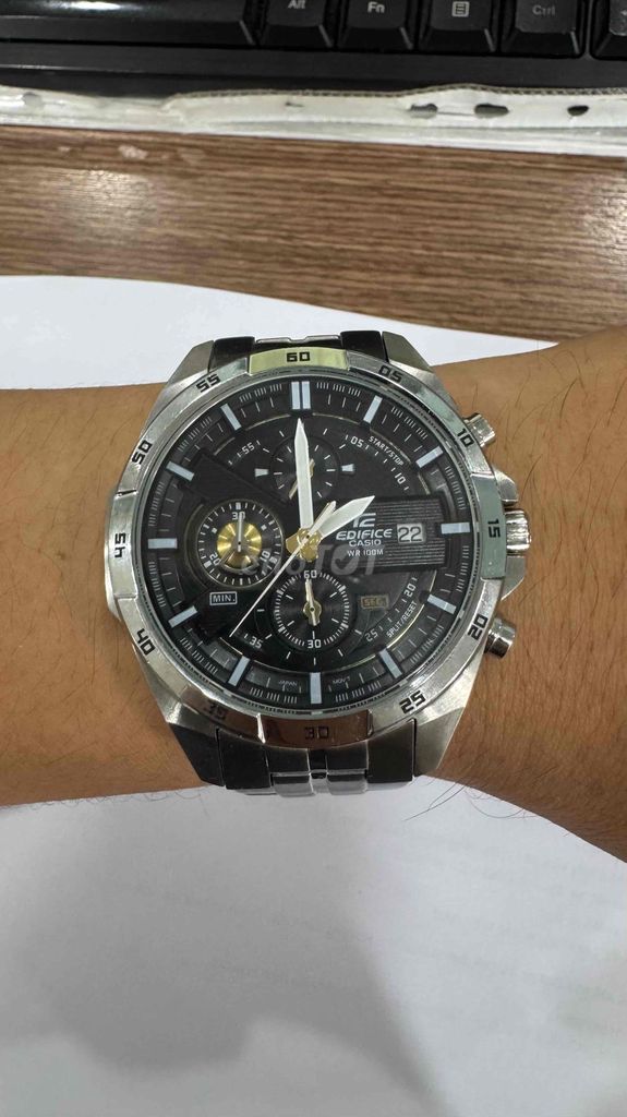 Cần bán Edifice 556D 10ATM dư dùng. Mua bán Đồng hồ tại Huyện Đức Hòa Long An được đăng bởi Thịnh Nguyễn hình 1