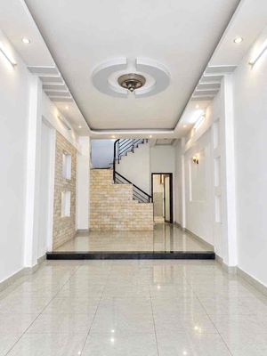Nhà phố 56 m² · 5 PN · Đường Bình Thới