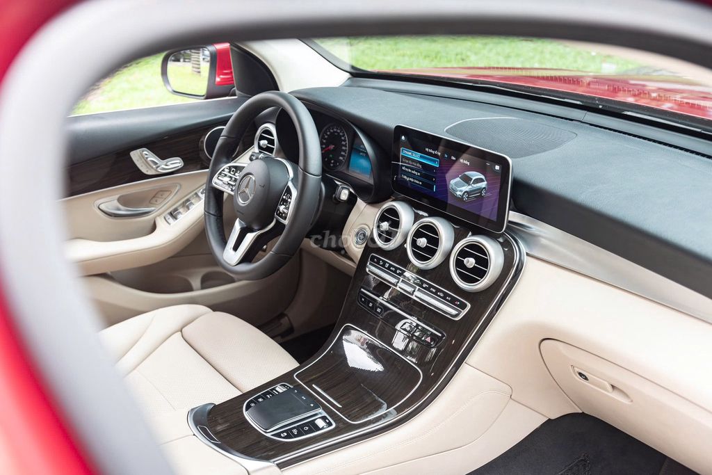 Mercedes Benz GLC200 Facelift 2020 - Đỏ/Kem. Mua bán Ô tô tại Quận 7 Tp Hồ Chí Minh được đăng bởi Bi Xe Đức hình 11