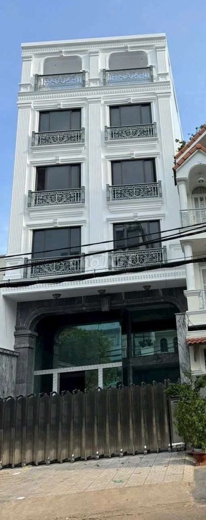 TÒA NHÀ BUILDING MỚI XÂY 100% FULL PCCC MÁY LẠNH ÂM TRẦN GIÁ TỐT