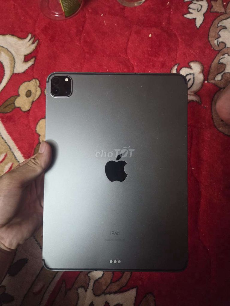 Apple iPad Pro 2020 128GB 5G . Mua bán Máy tính bảng tại Quận Bắc Từ Liêm Hà Nội được đăng bởi lan hình 1