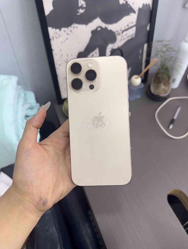 iPhone 16 Pro Max 512GB Quốc tế Vàng. Mua bán Điện thoại tại Quận Phú Nhuận Tp Hồ Chí Minh được đăng bởi Hồng Ngân hình 1