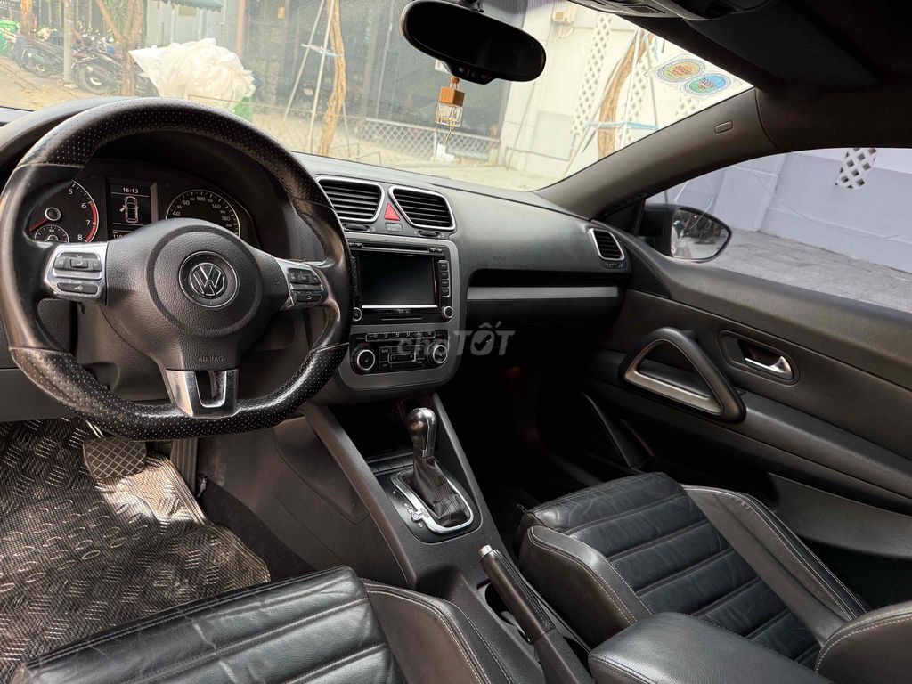 Volkswagen Scirocco 2010 phiên bản 2.0 - 90000 km. Mua bán Ô tô tại Quận Bình Thạnh Tp Hồ Chí Minh được đăng bởi kim hạo thiên hình 6