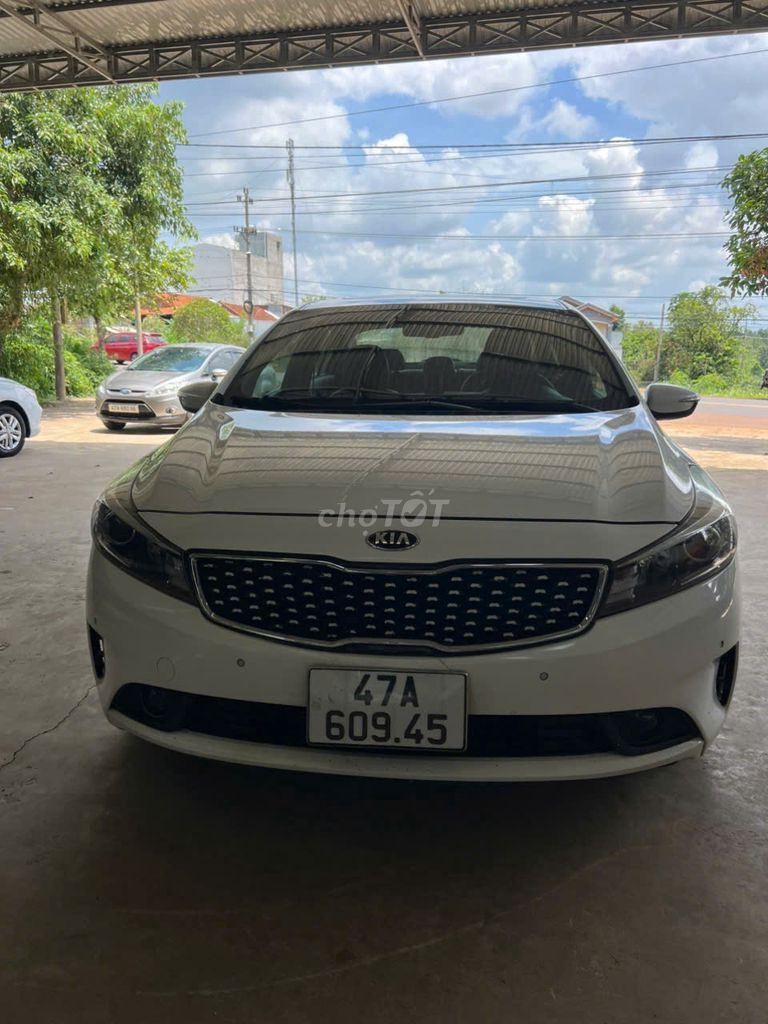 Kia Cerato 2016, cửa sổ trời. Mua bán Ô tô tại Thành phố Buôn Ma Thuột Đắk Lắk được đăng bởi Tiệm Ôtô Xe Máy Thuỷ hình 4