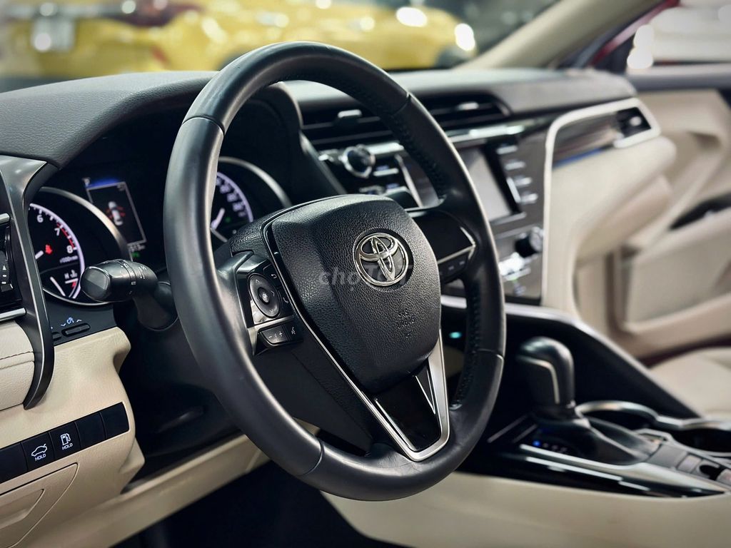 Toyota Camry 2019 2.0G - 20000 km. Mua bán Ô tô tại Thành phố Thủ Đức Tp Hồ Chí Minh được đăng bởi Kim Ngân Xe Lướt hình 8