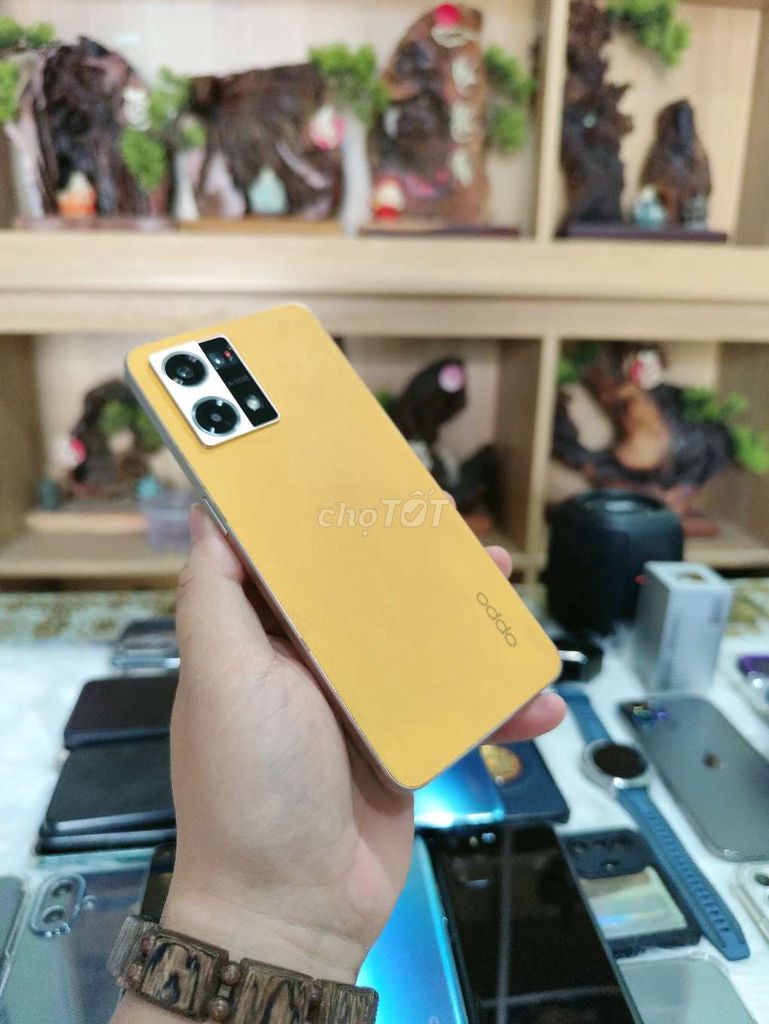 Oppo Reno 7 128GB Vàng Like New. Mua bán Điện thoại tại Thị xã Phú Mỹ Bà Rịa - Vũng Tàu được đăng bởi THÁI SƠN MOBILE hình 1