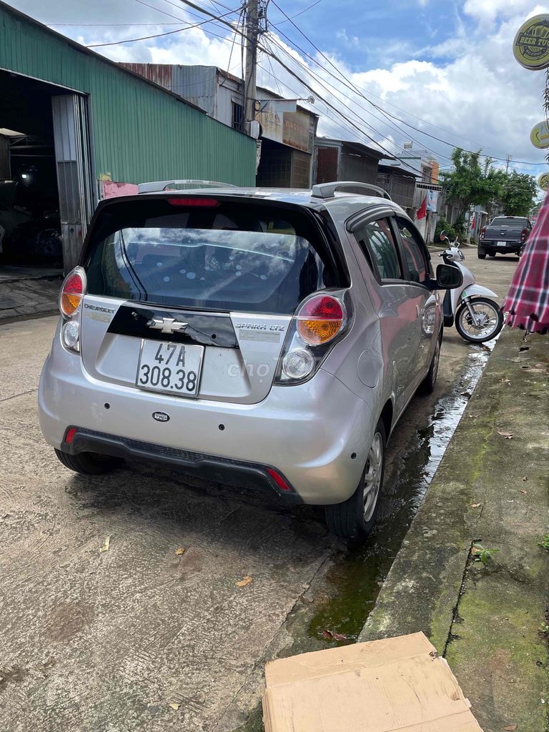 Chevrolet Spark 2014 LTZ 1.0 - 100 km. Mua bán Ô tô tại Thành phố Buôn Ma Thuột Đắk Lắk được đăng bởi ngoc khuê hình 4
