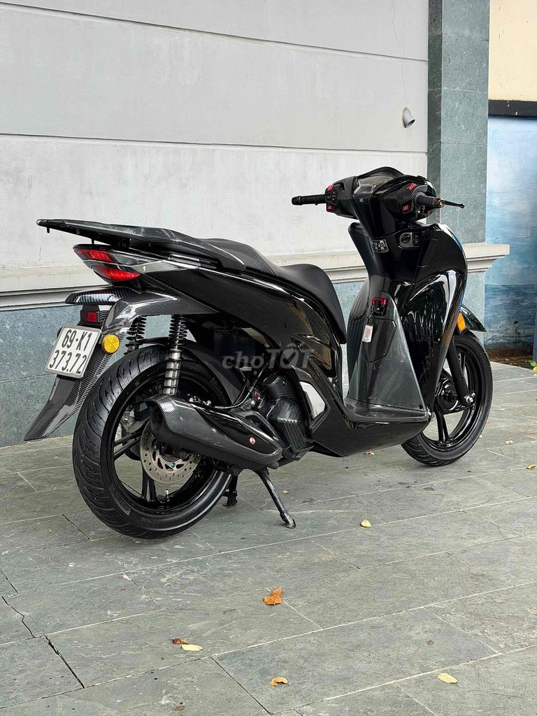 ОЧИСТИТЕЛЬНАЯ МАШИНА SH150 ABS 2021 АВТОНОМНАЯ