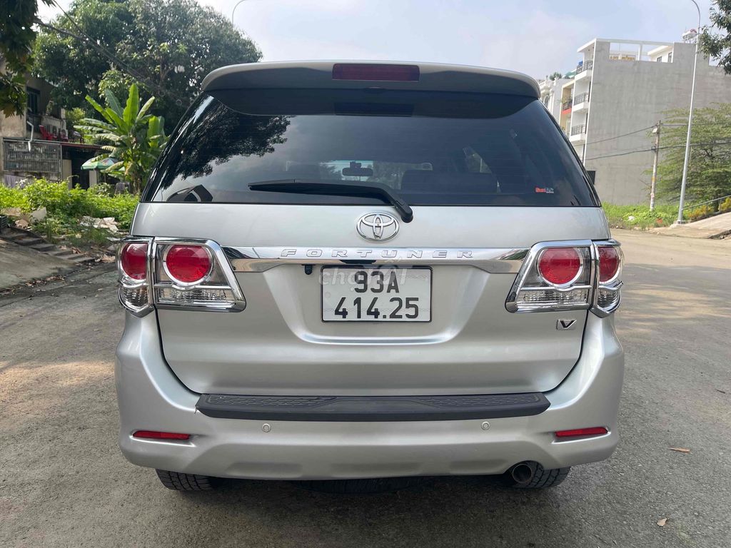 e bán fortuner 2013 máy xăng màu bạc. Mua bán Ô tô tại Quận 8 Tp Hồ Chí Minh được đăng bởi Quang Tuấn Lê hình 2