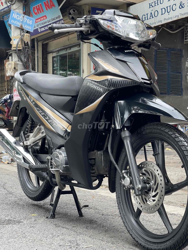 wave BLADE chính chủ zin chất. Mua bán Xe máy tại Quận Đống Đa Hà Nội được đăng bởi Hà hình 2